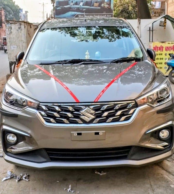 Maruti Suzuki car with driver on rent in new delhi