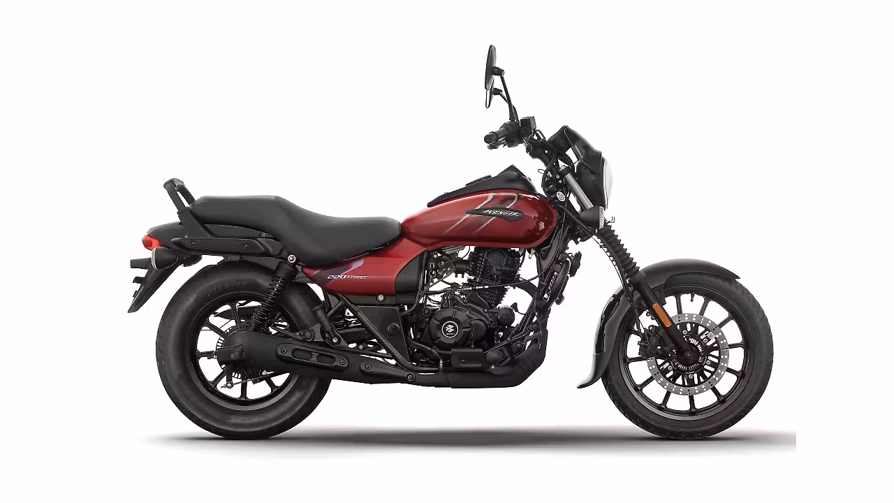 Bajaj cruiser bike available on rent in kochi